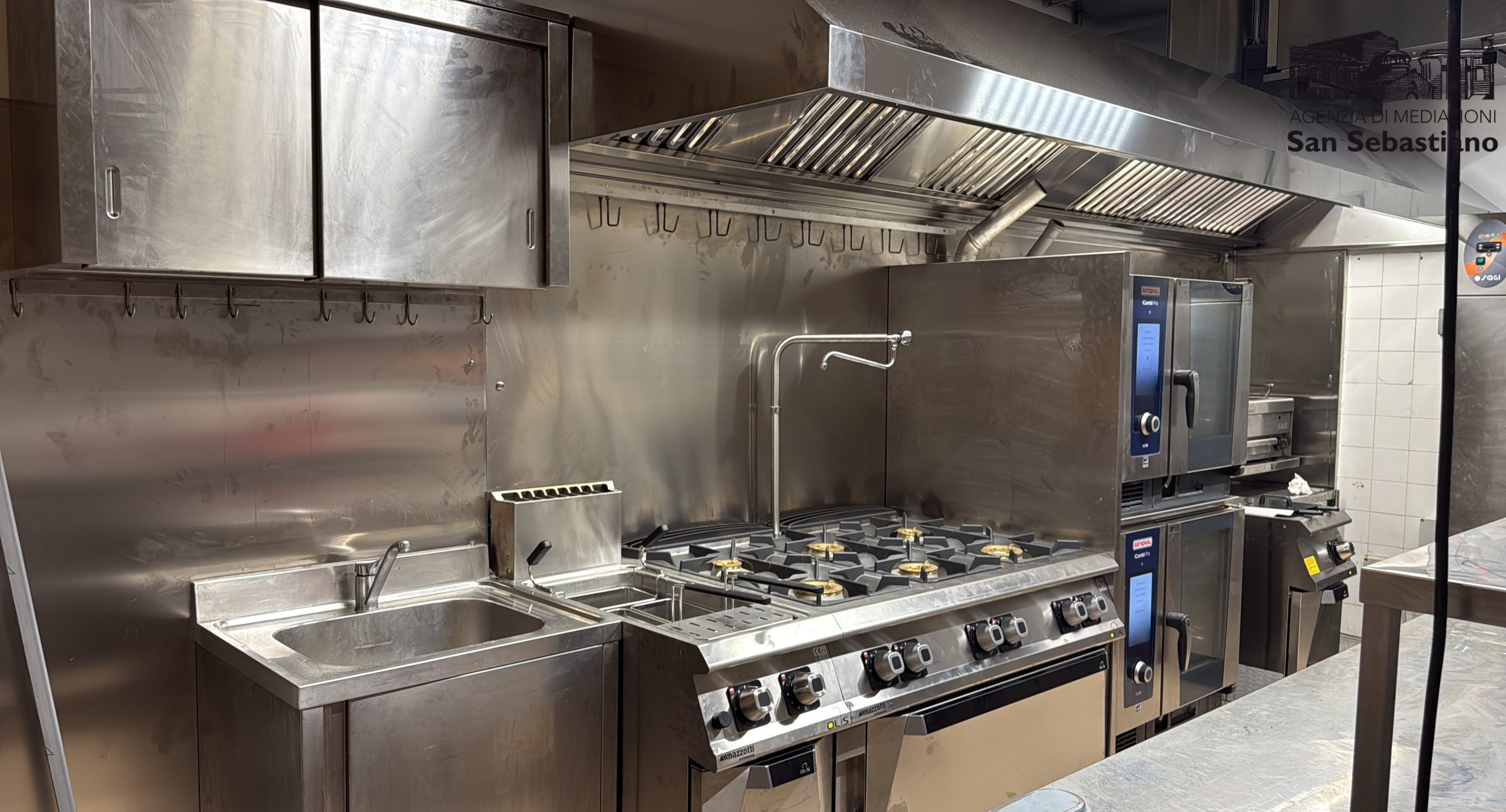 9170B30F-65A2-4E5F-94C1-6604355580EB